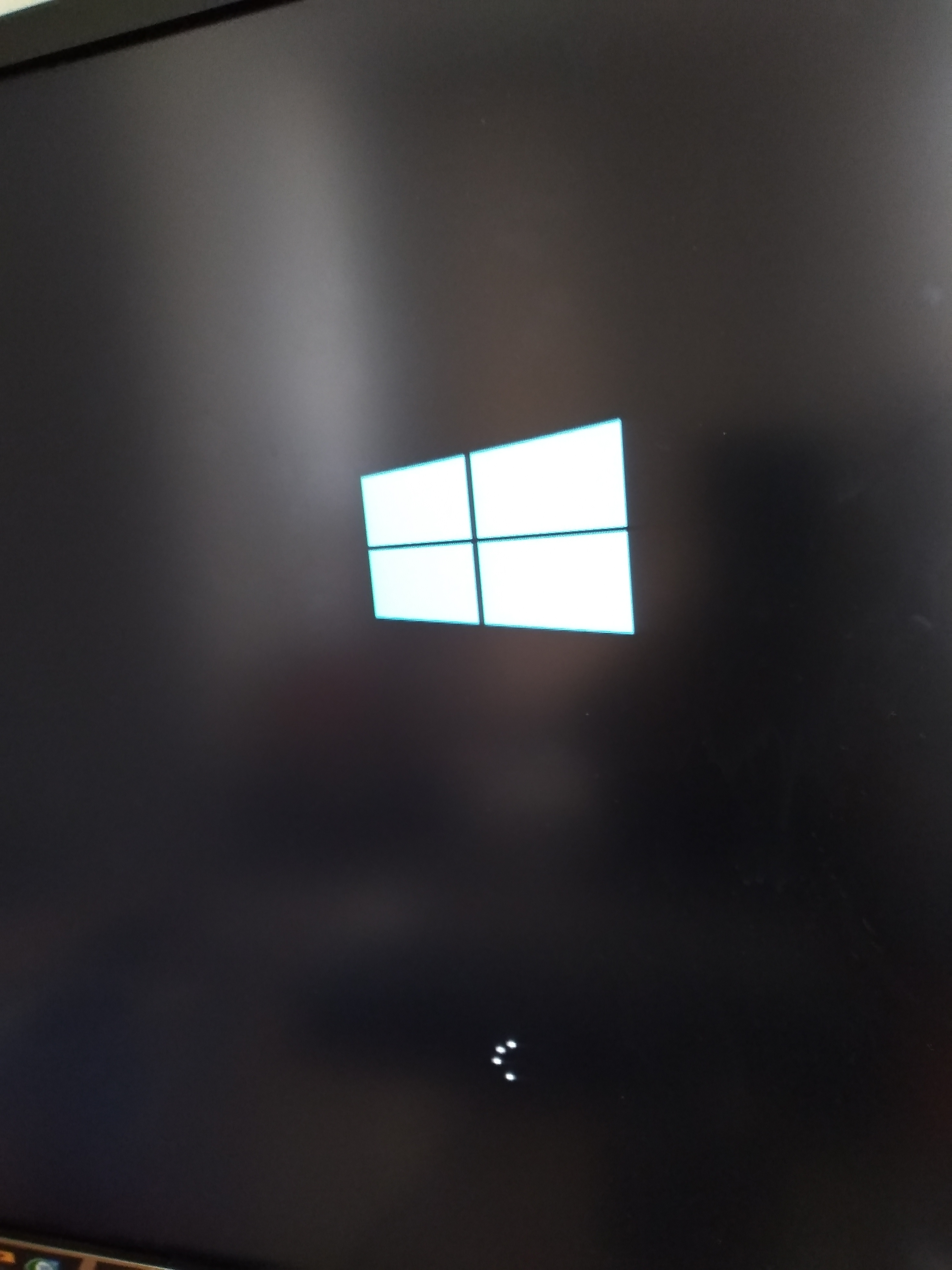 电脑开机显示bios蓝屏卡住了,电脑开机显示bios自动修复