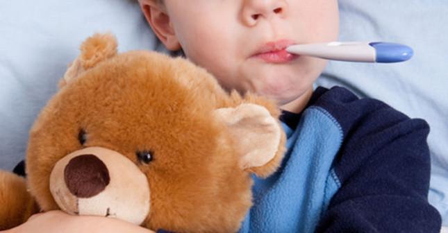 格格：你家也备有退热贴吗？你知道退烧神器还有什么妙用？