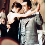 女生身上适合有什么香味,女人如何保持身上的香味