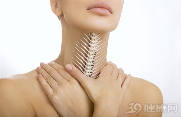 吃鱼被鱼刺卡住为什么要喝醋,吃鱼被鱼刺卡在喉咙喝醋有用吗