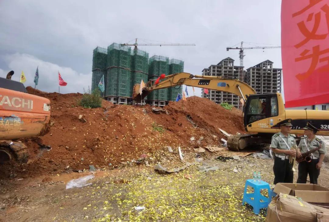 凯里鸿鹄嘉园,凯里鸿鹄城四小分校修了吗