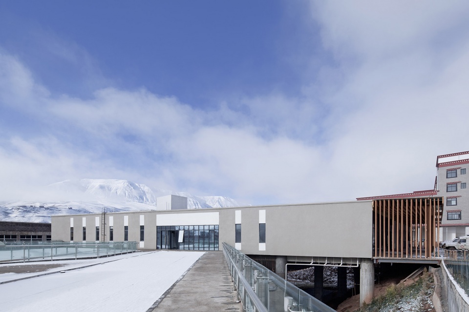 藏医院文化创新,西藏丁青县藏医学院