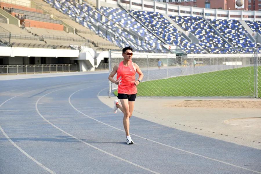 夏天出汗多是好处还是坏处,夏天出汗对排出湿气有好处吗