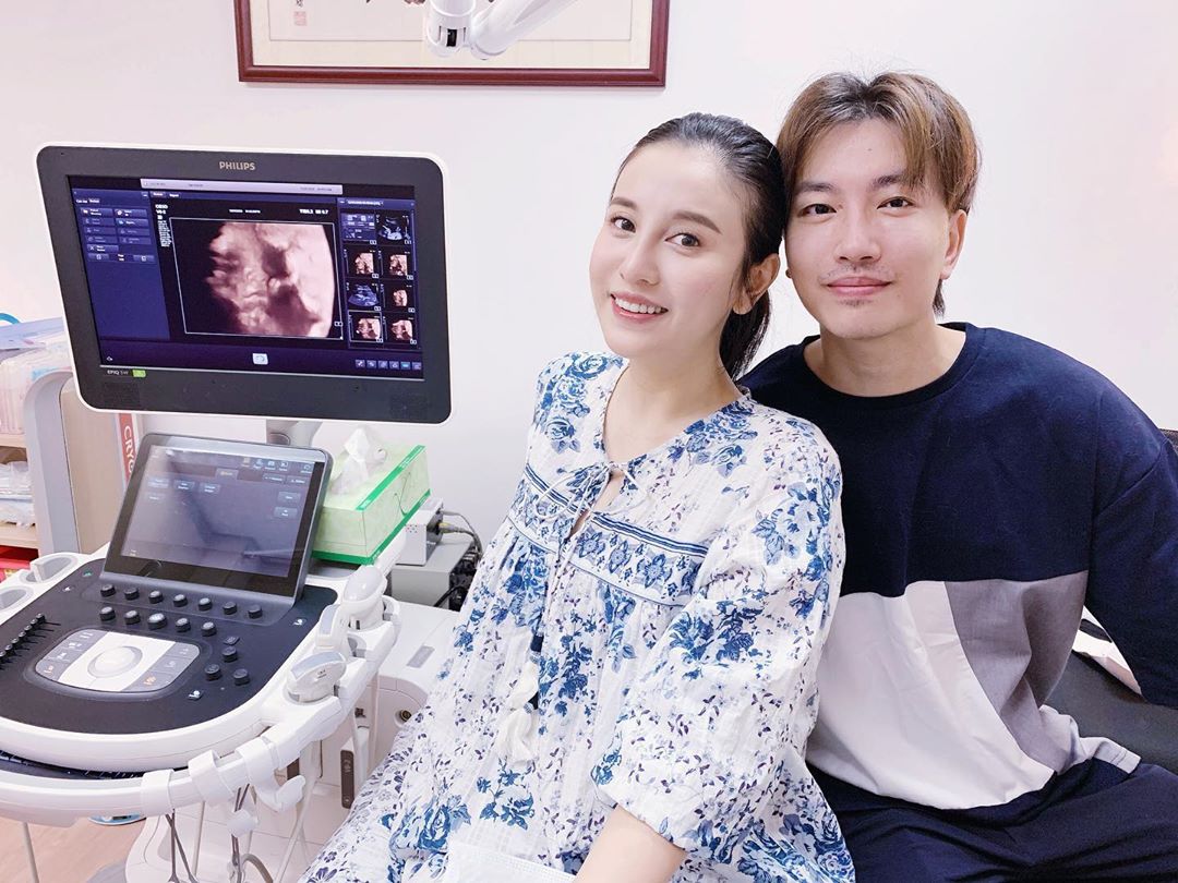 香港女演员孕妇写真 (个人孕妇写真港风)