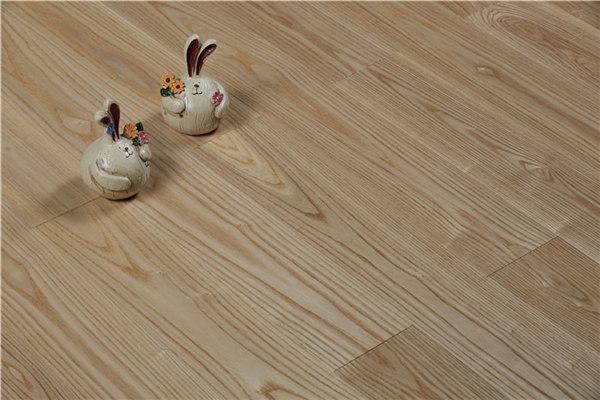 水曲柳和橡木地板,水曲柳运动地板