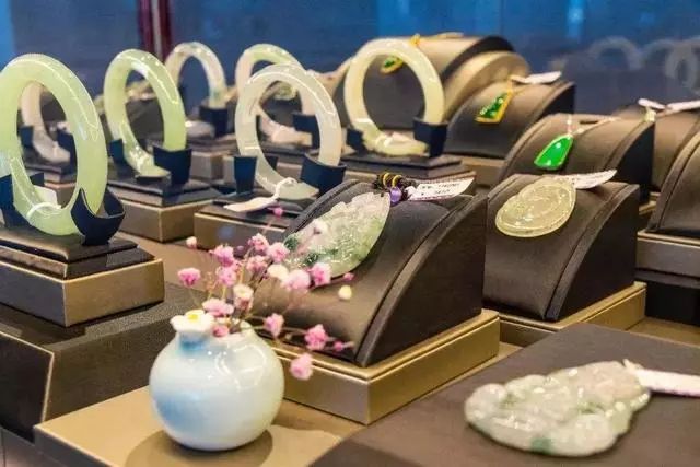 毕业旅行十种玩法 (毕业旅游避坑指南)