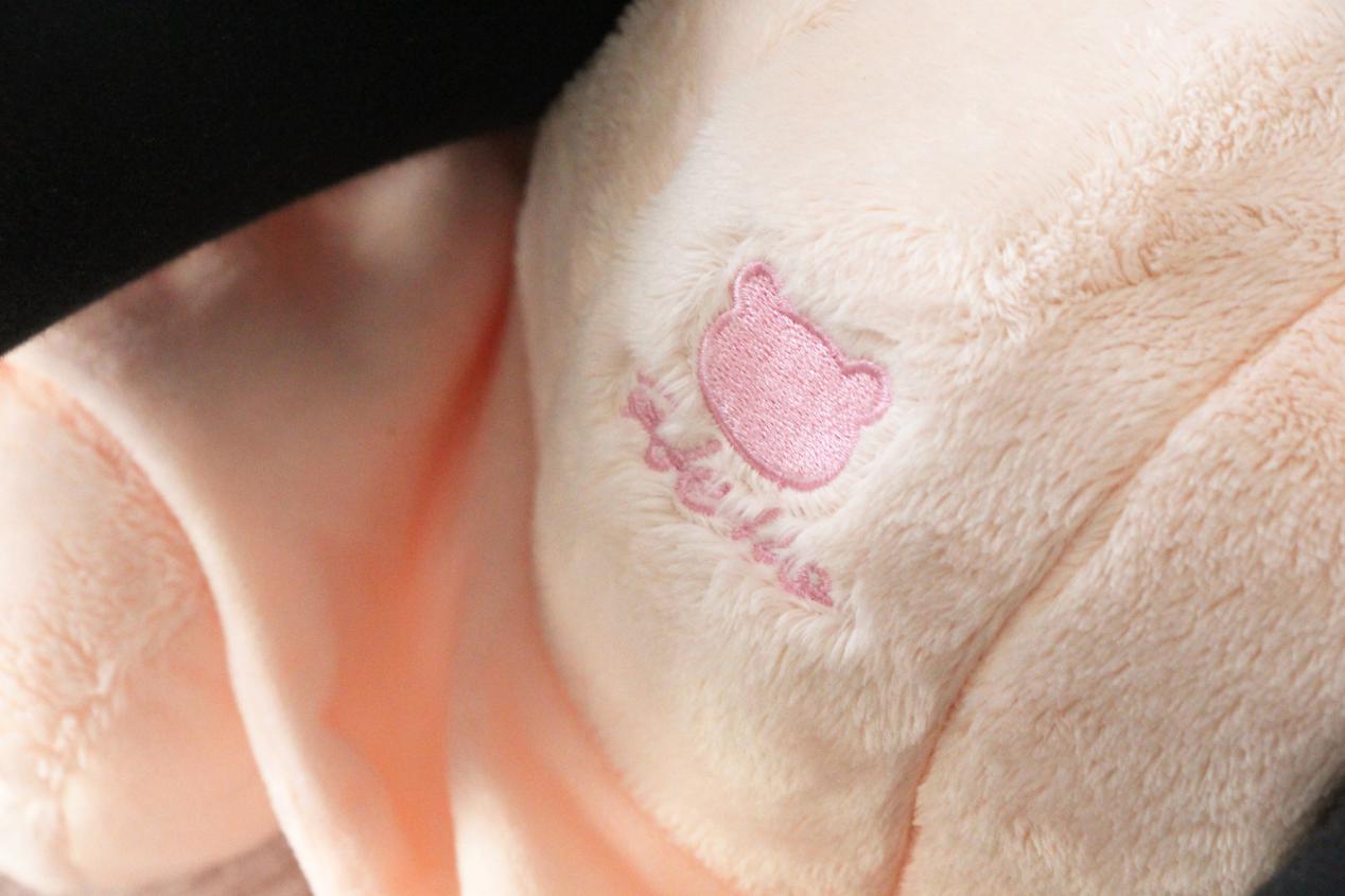 贴心设计,智享生活:礼意久久安妮熊腿部按摩器