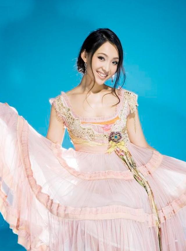 演员白静为啥走演戏道路,女演员白静简历