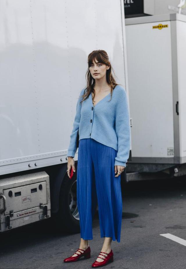 不沾身短袖女雪纺,雪纺上衣穿着舒适透气凉爽又好看