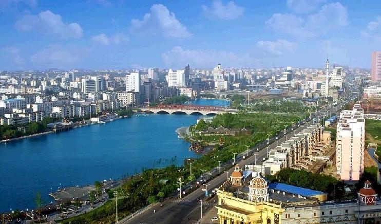 丹东东港和凤城哪个好,丹东东港凤城大集时间表