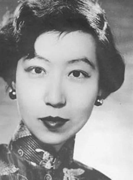 张爱玲搬家,张爱玲去世时有多惨