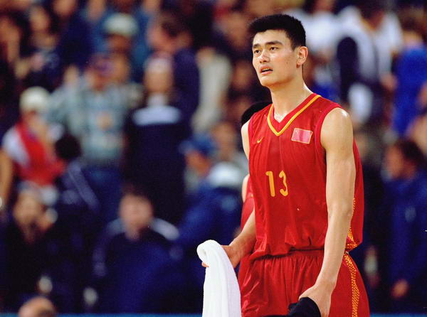 当年的姚明究竟是怎么打球的——国家队时期