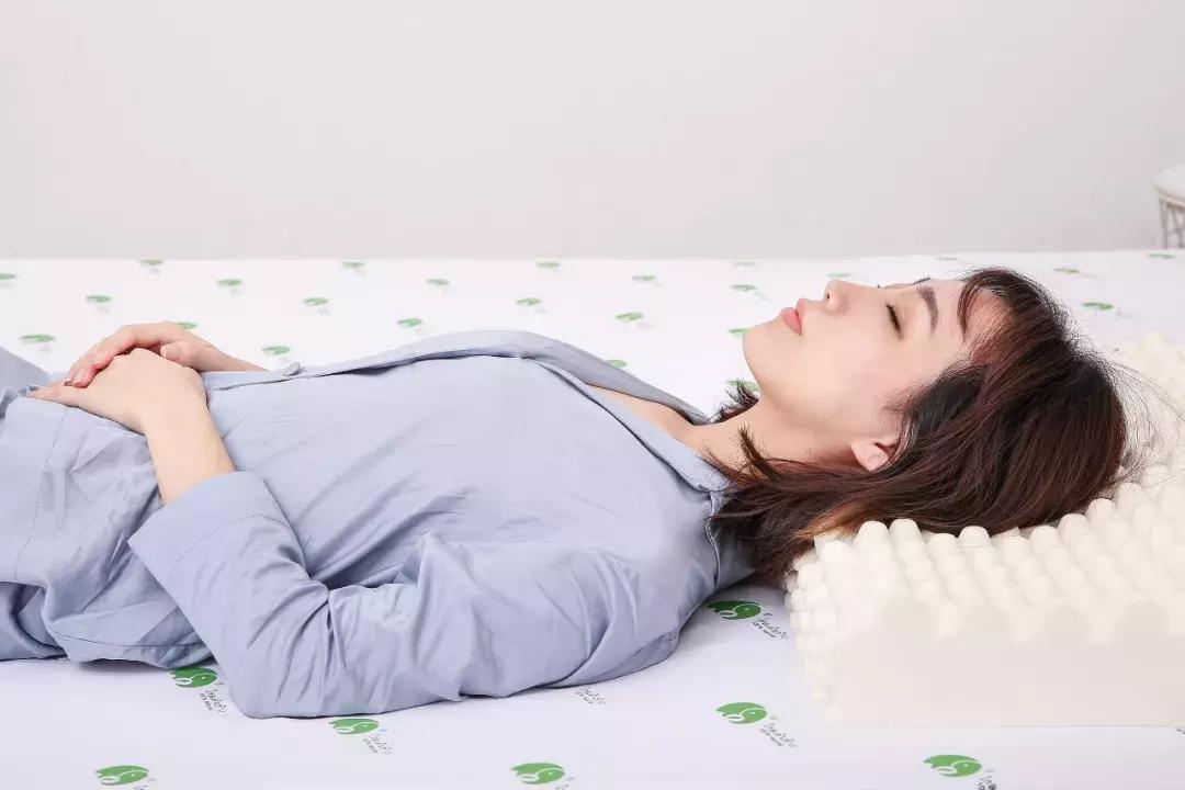 乳胶枕里的秘密,真正的乳胶枕是怎样的