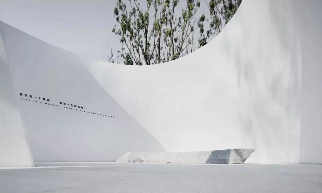 鏄撳绌洪棿鑹烘湳璁捐,鏄撳绌洪棿璁捐