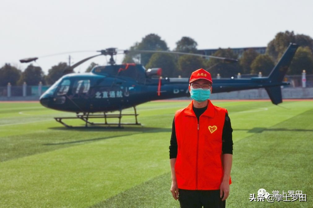 他们的付出值得铭记,他们的身影我们应该永远铭记