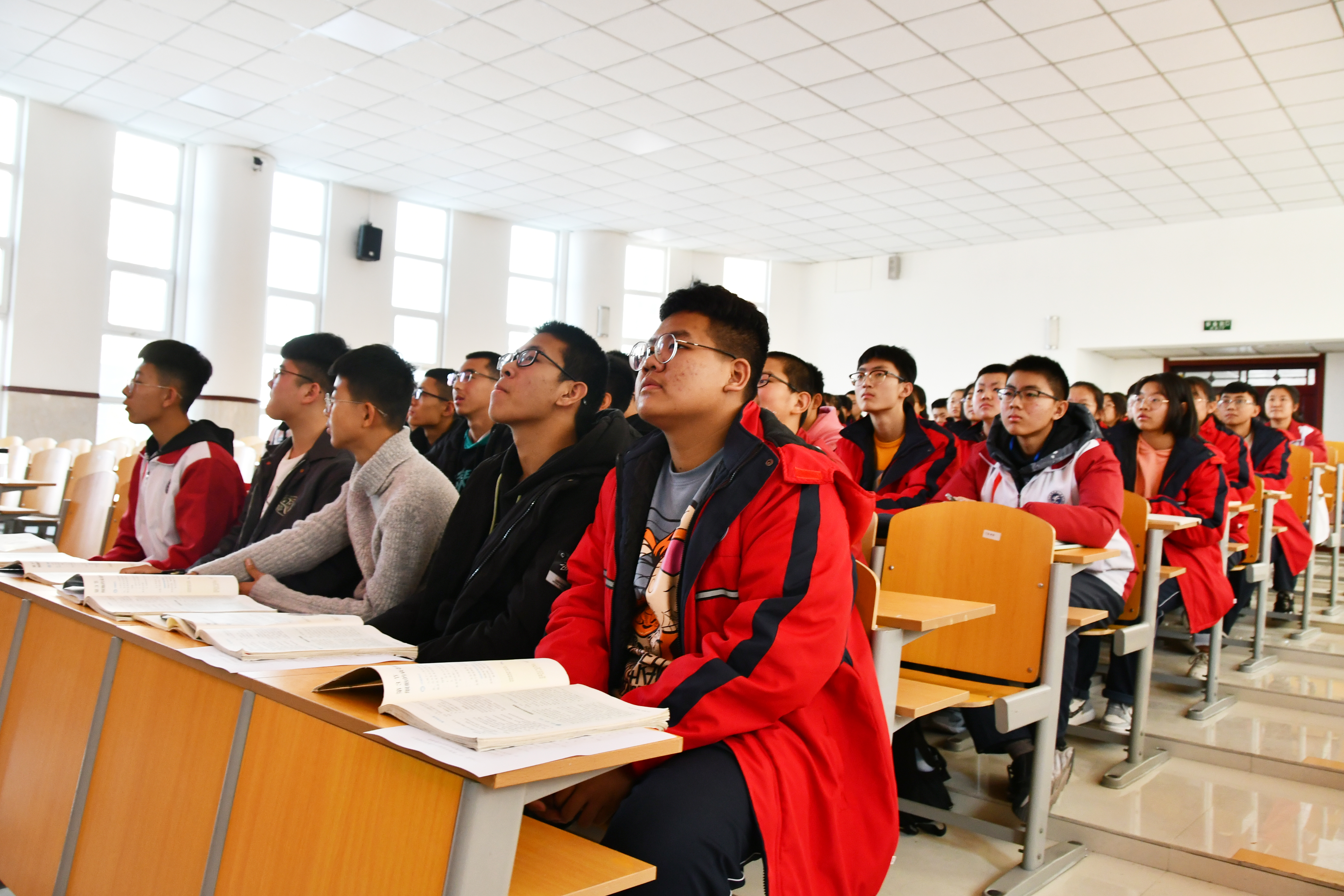 山阴一中教学质量提升动员大会,2023山阴一中新教师评课活动