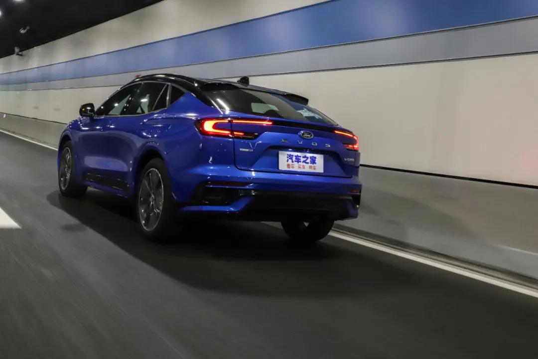 福特evos混合动力,福特evos屏幕演示