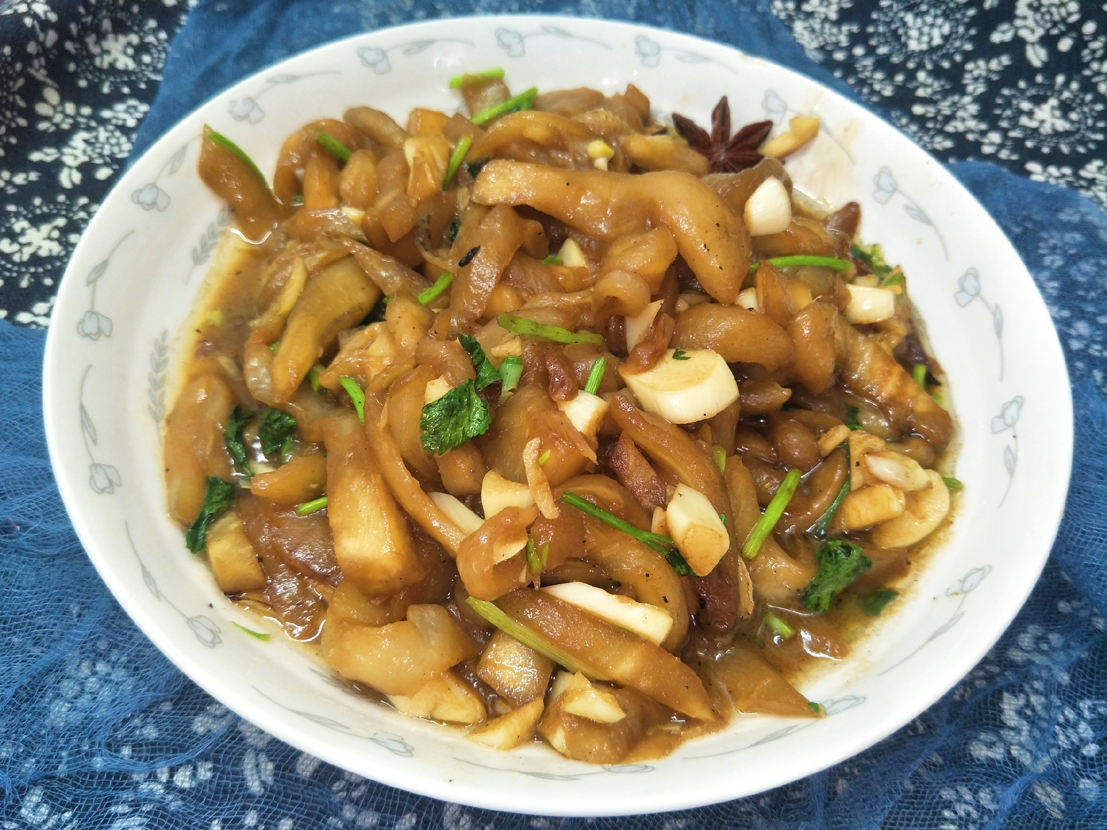 茄子的十种家常吃法 (茄子的软烂且清淡神仙吃法)