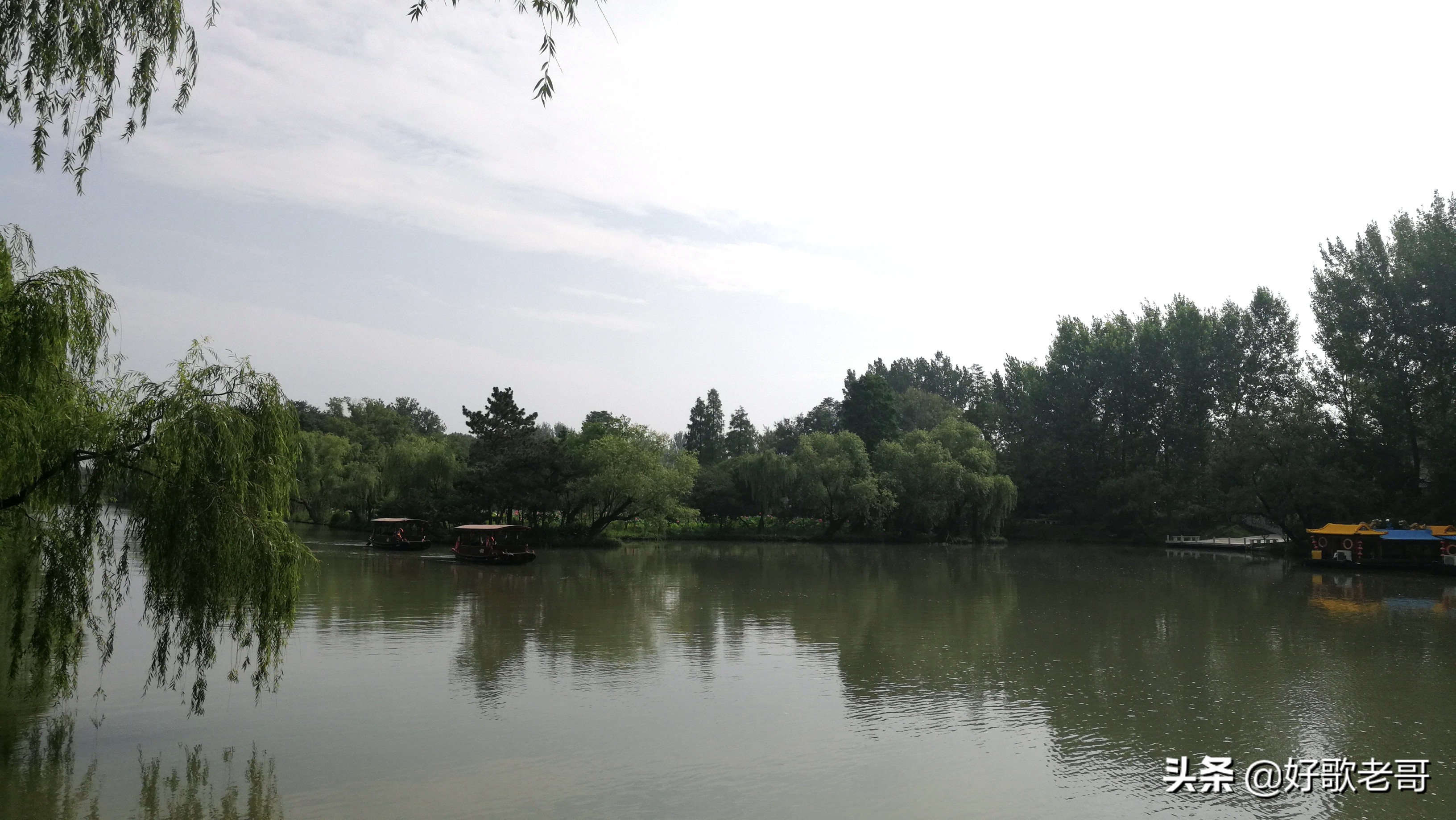 十里湖光，清澄缥碧，花木扶疏，连绵滴翠…瘦西湖游记