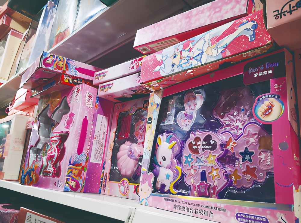 儿童玩具化妆包的危害,儿童使用儿童化妆品