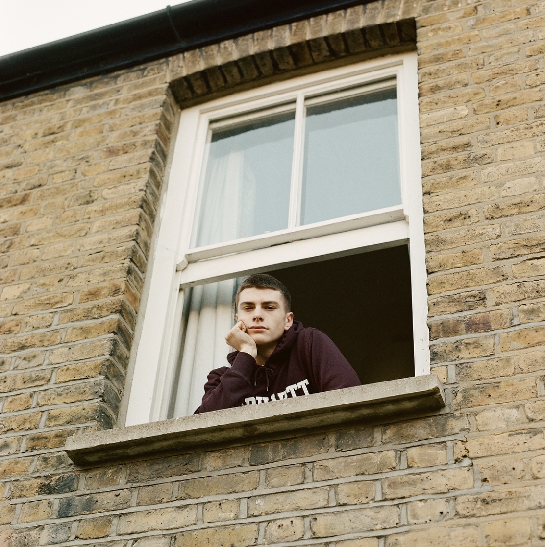 嫁给Fendi的99年英国男孩——BenSherrell