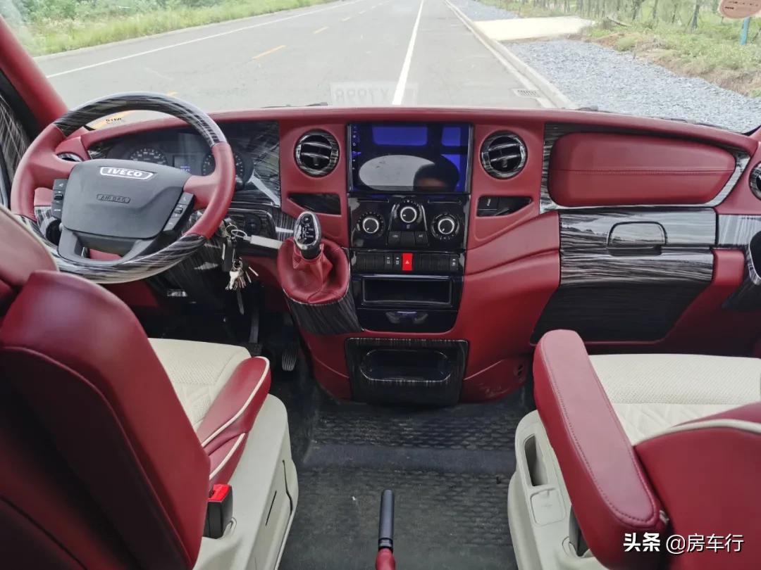 轻卡房车c型房车b型房车,房车推荐80万豪华房车c型