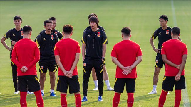 李铁为里皮带来惊喜,李铁足球战术