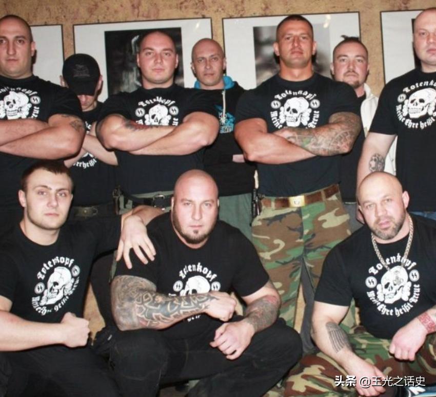 和德国纳粹不共戴天的俄罗斯，为什么有“光头纳粹”?