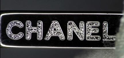 香奈儿19号包包真假,香奈儿鱼子酱包包真假