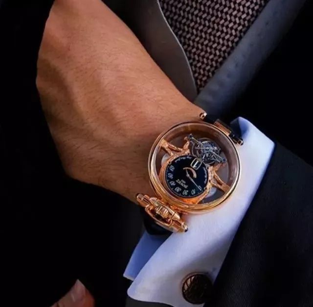 七年恋爱纪念日礼物,恋爱七年的男友送礼物