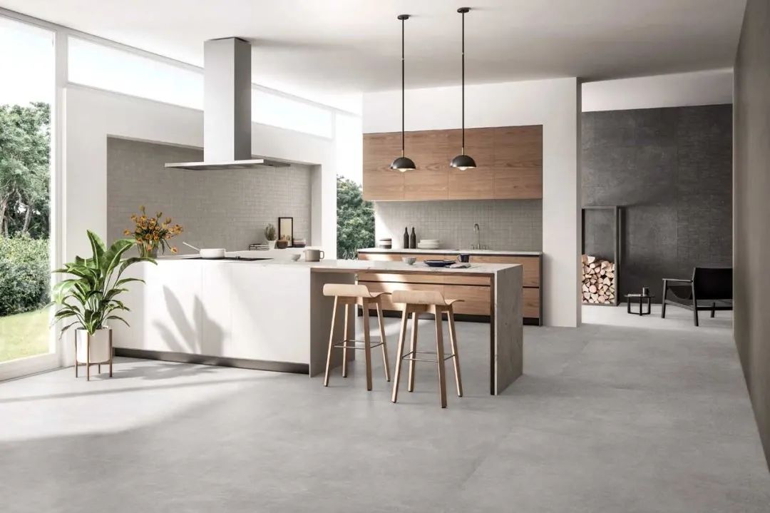 亮面砖vs柔光砖,亮面砖和哑光砖拼接难看不