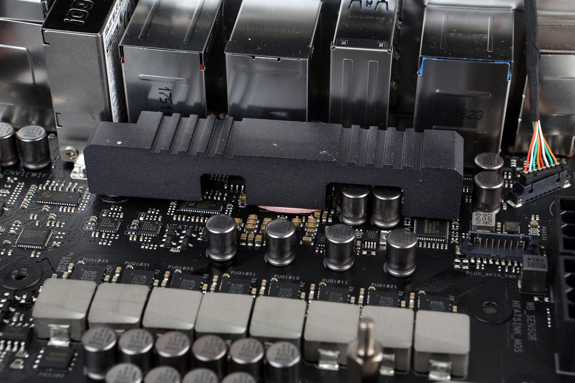 轻松超频8000的内存条,轻松超频至2070mhz