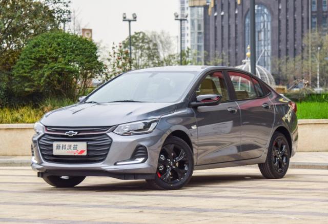 轩逸朗逸对比评测,新款朗逸轩逸油耗对比