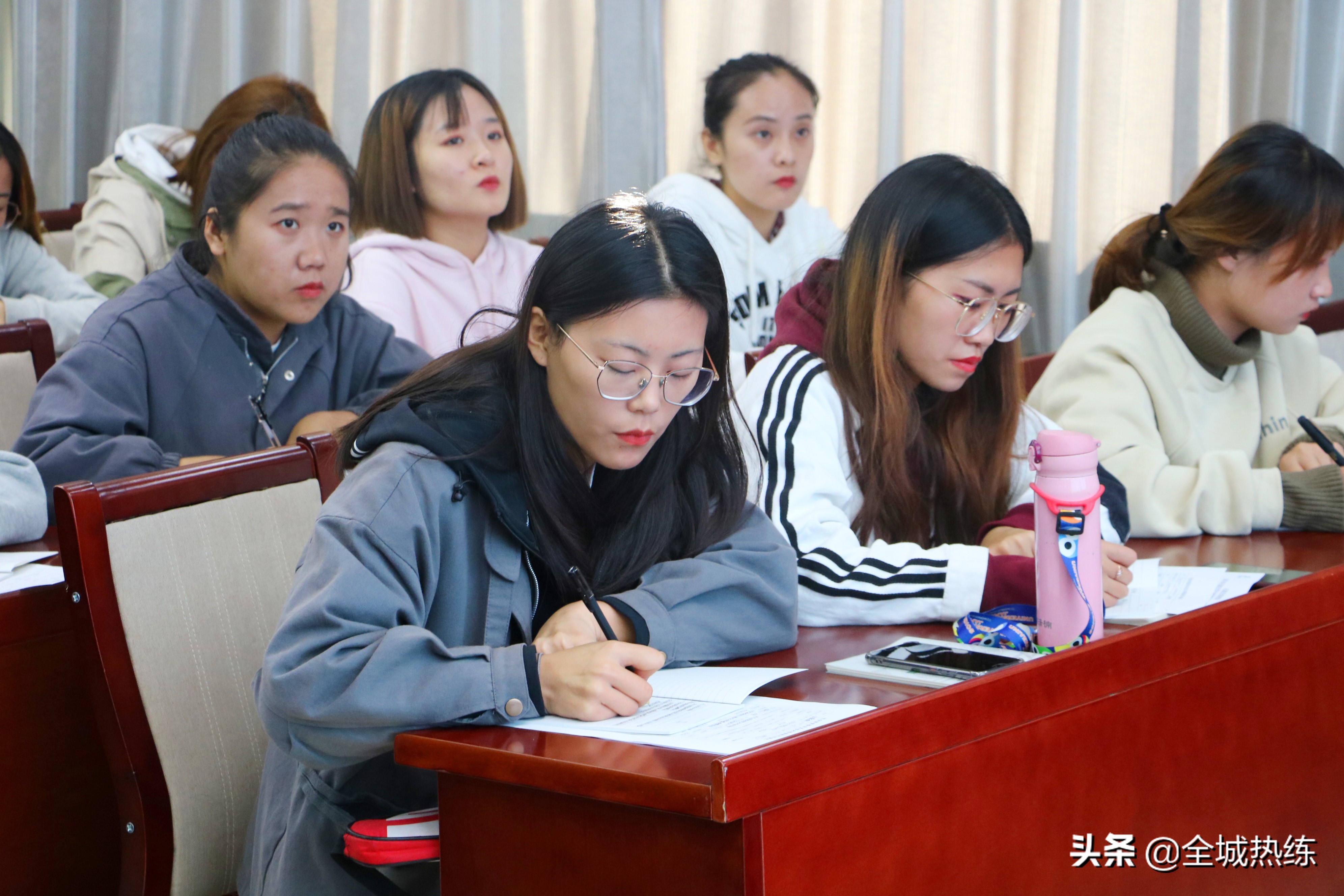 石家庄青少年篮球足球羽毛球培训,全城热练石家庄足球超级联赛