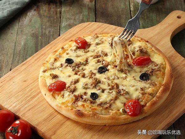 沈阳阿尔卑斯自助：海鲜、丰富的披萨＆肉类、精致甜点＆水果...