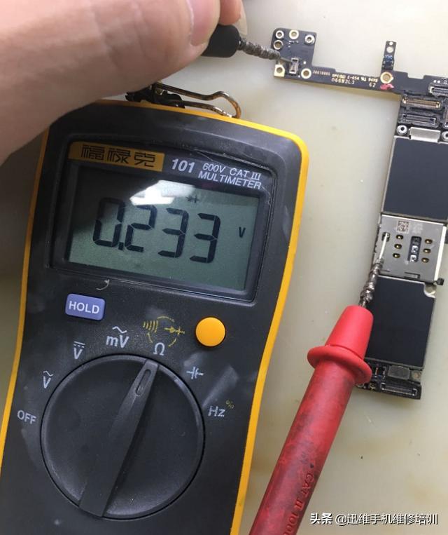 iphone6s进水不开机,iphone6s进水了没声音怎么办