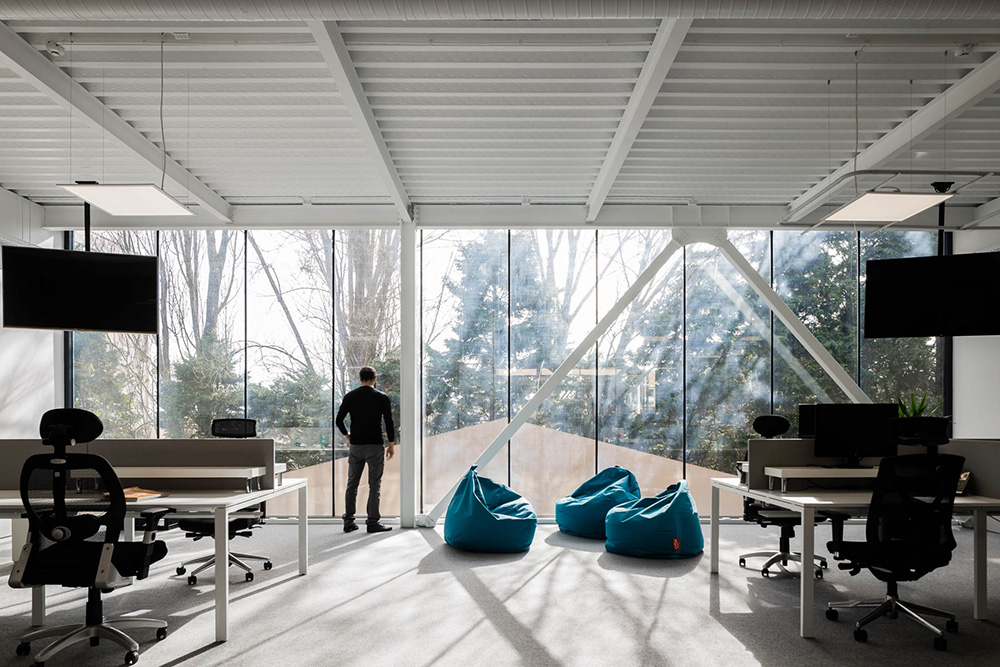 温暖工业风广告公司Fallon明尼阿波利斯办公设计欣赏