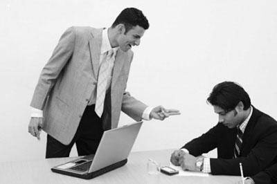 职场中如何做到自己不被人欺负,职场上如何做到不被人欺负