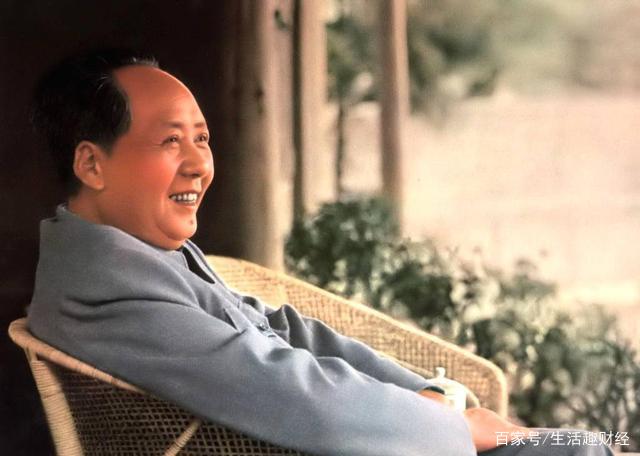 铭记今天，饮水思源，牢记伟大领袖毛主席丰功伟绩