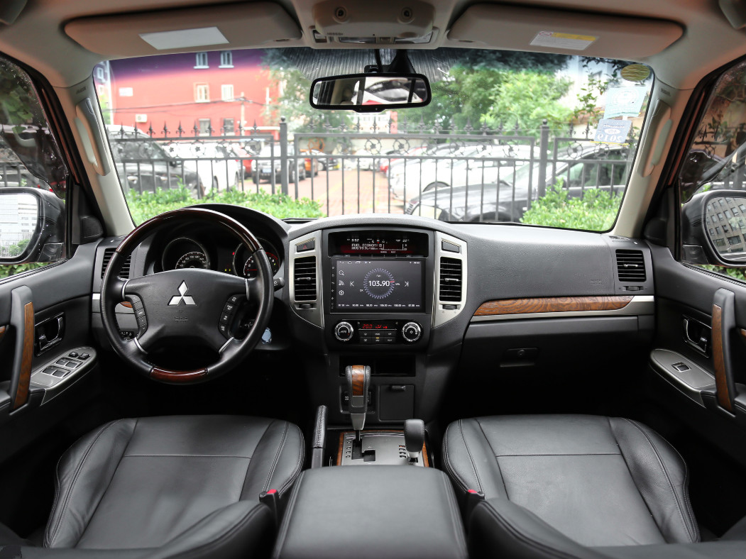 三菱帕杰罗v97哪年停的,三菱帕杰罗v97多少年报废