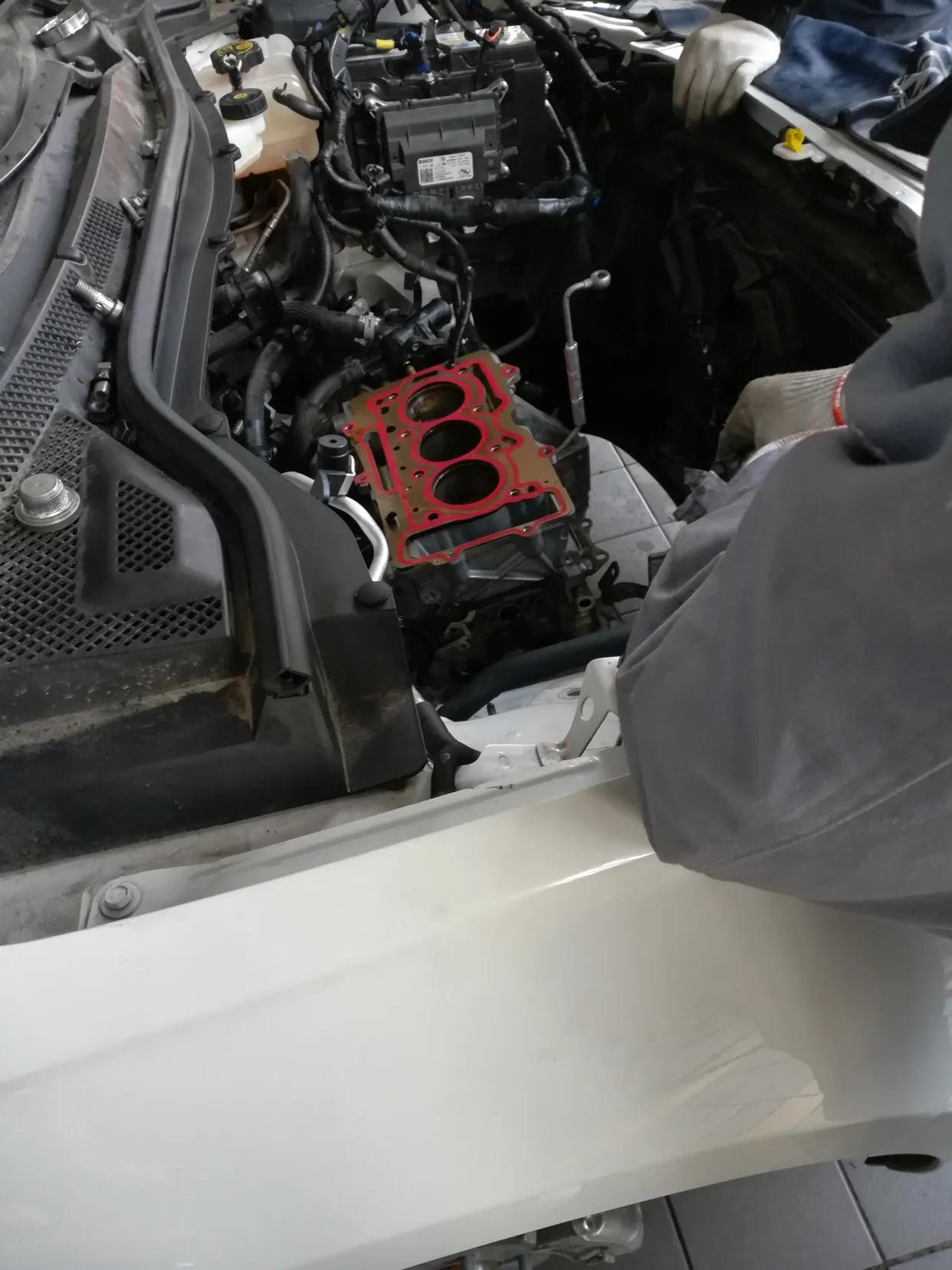 发动机冷却液怎么修理图解,汽车发动机冷却液往外冒怎么回事