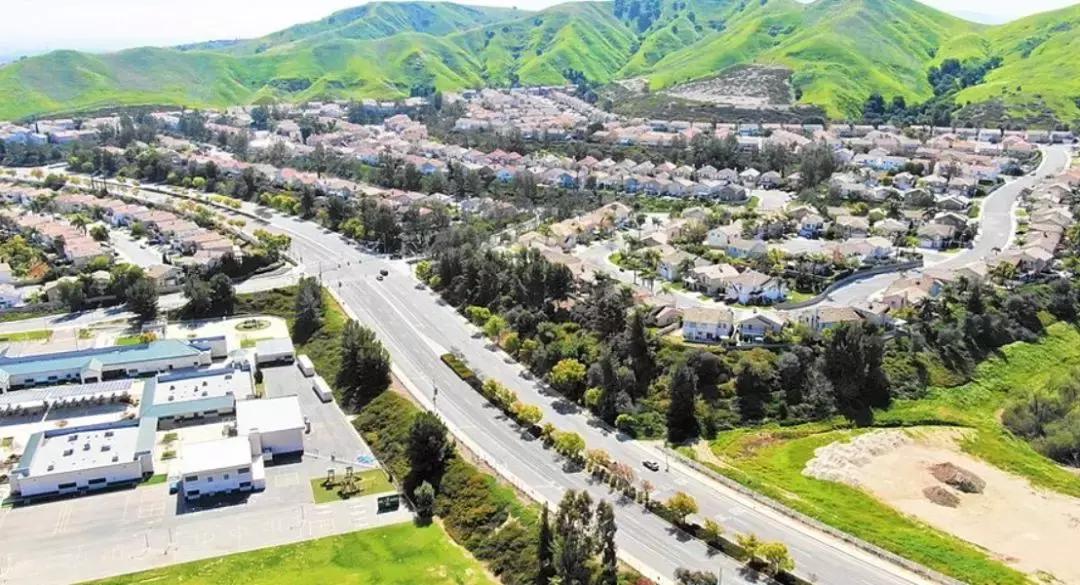 3月全美增19万就业岗,好房难求?四县交汇,学区超赞的奇诺岗了解下