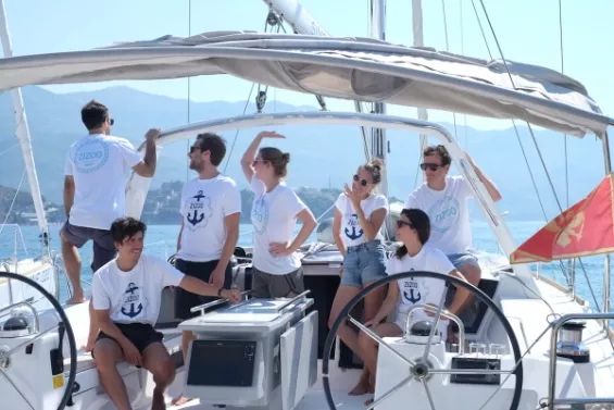 不再是土豪专利!游艇界的Booking.com风靡年轻一代