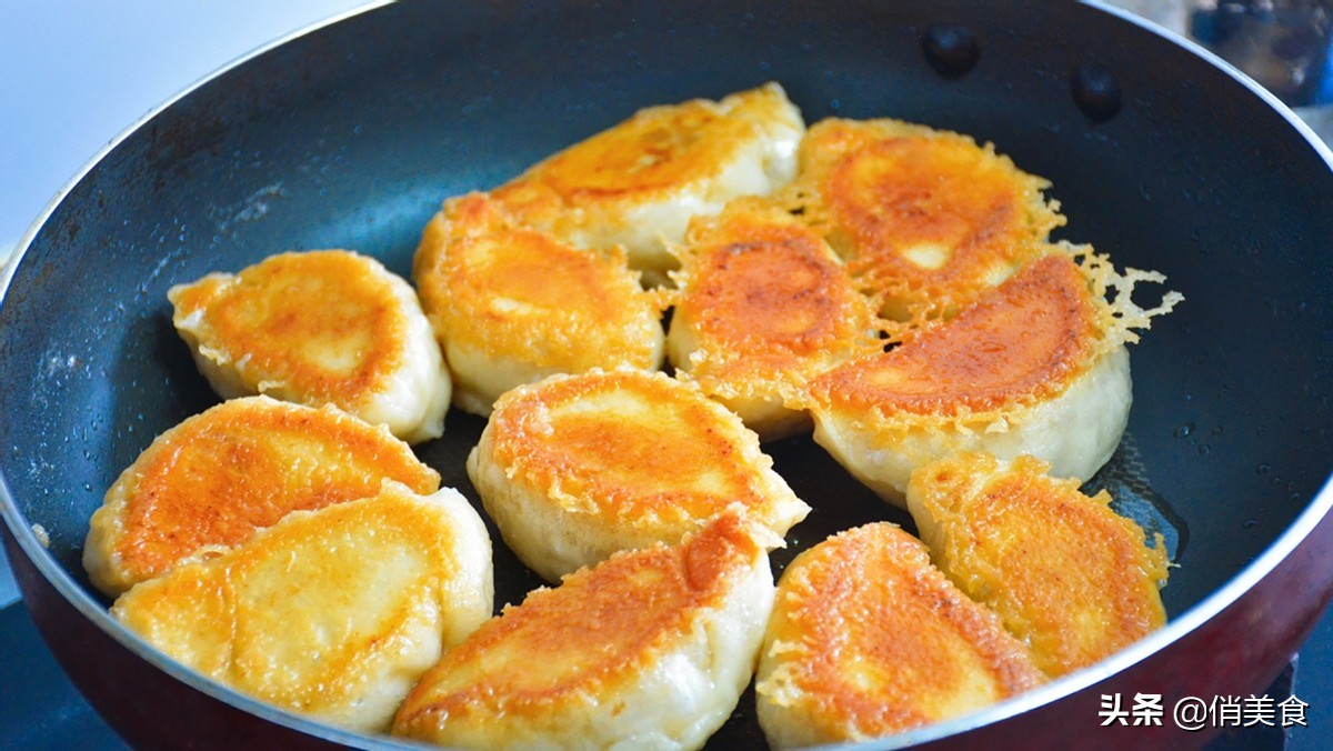 水煎包如何做底部酥脆,水煎包底部怎么做金黄酥脆