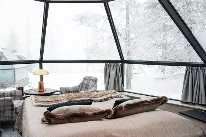 芬兰极光透明玻璃屋,芬兰玻璃屋极光观赏攻略