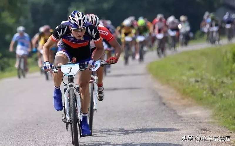 山地车前叉升级推荐,山地车前叉软硬如何选