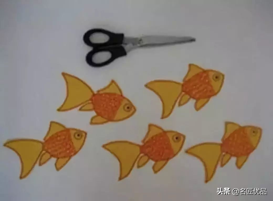 手工做小钓鱼竿玩具,怎么做钓鱼小玩具