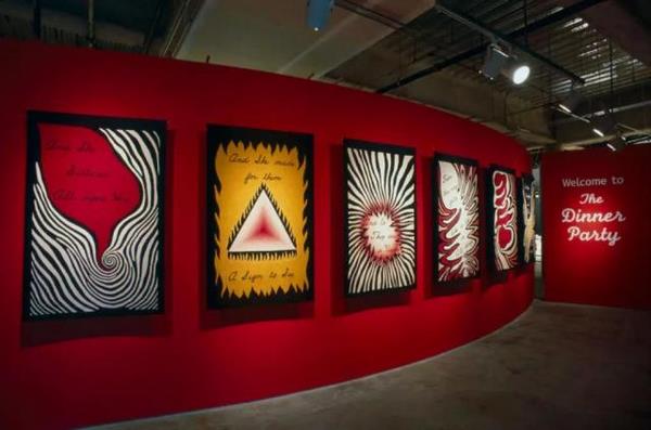 天天喊着女权?朱迪·芝加哥了解一下