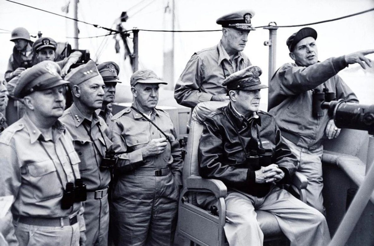 大半个朝鲜被解放，金日成准备*都迁**汉城，毛*东泽**却急电：小心仁川