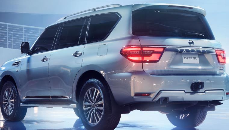 新款日产途乐中东版海外实车内饰,日产途乐y61中东版